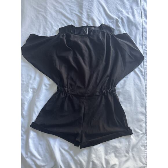 Poof Couture Black Romper Bat Witchy Cuffed Shorts Cold Shoulder Large - Picture 1 of 7